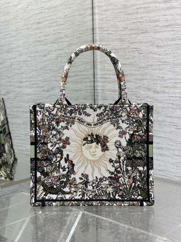 small D*or book tote-26cm