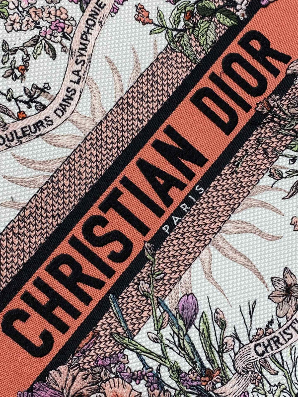 medium D*or book tote-36*18*28cm