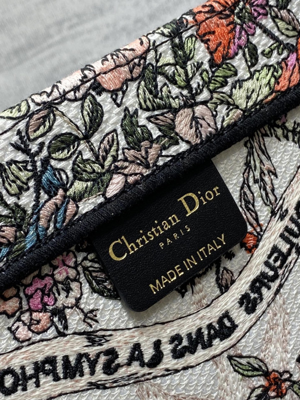 medium D*or book tote-36*18*28cm