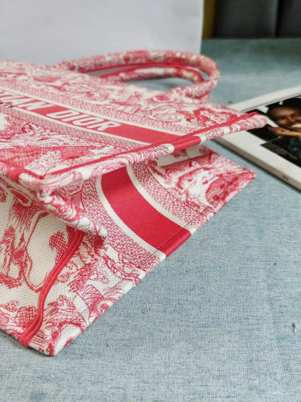 medium D*or book tote-36*18*28cm