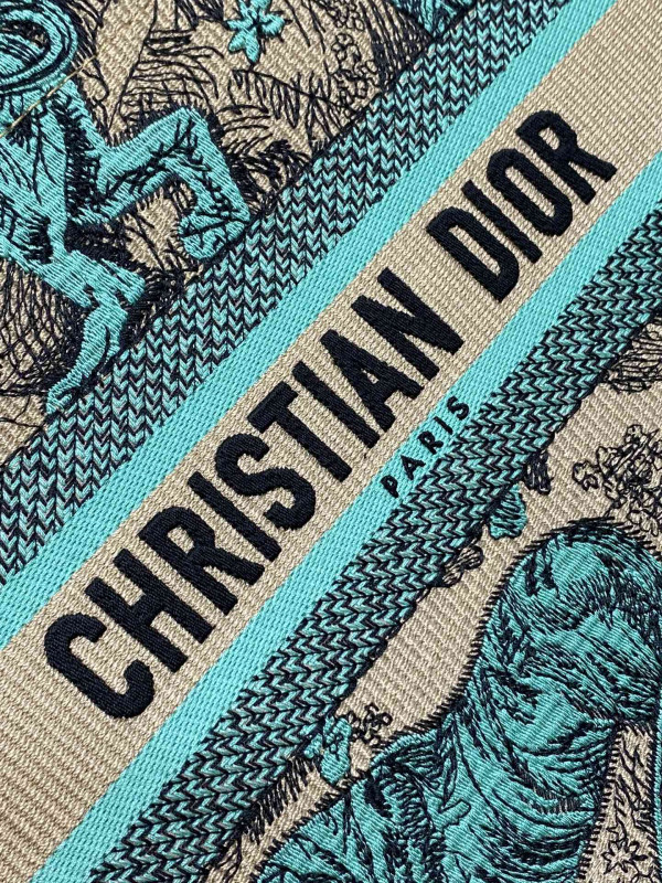 small D*or book tote-26cm