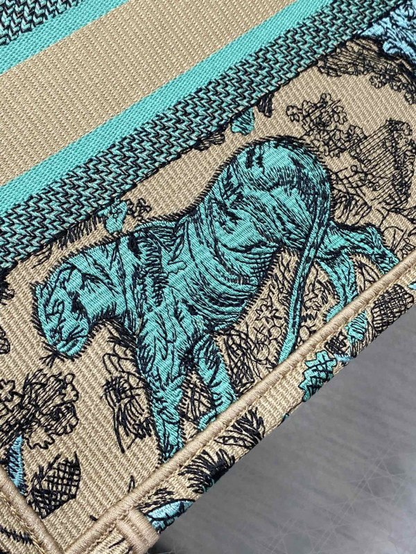 small D*or book tote-26cm