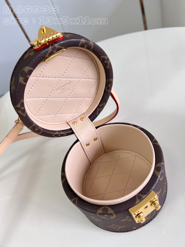 l**is V*t*n scott-13.5*9*11.5cm