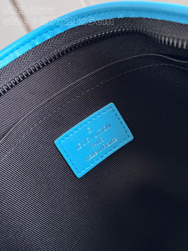 l**is V*t*n pochette voyage-27*21*6cm