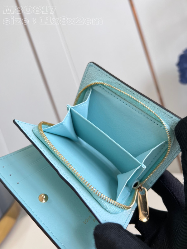 l**is V*t*n lou wallet-11.5*8.5*2.2cm