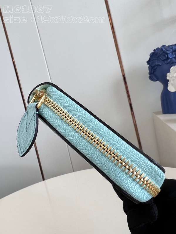 l**is V*t*n zippy wallet-10*20*2 cm