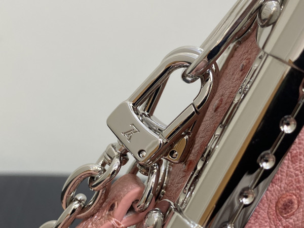 l**is V*t*n slim trunk-23*12*4cm