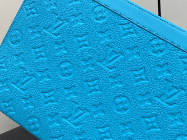 l**is V*t*n pochette voyage-27*21*6cm