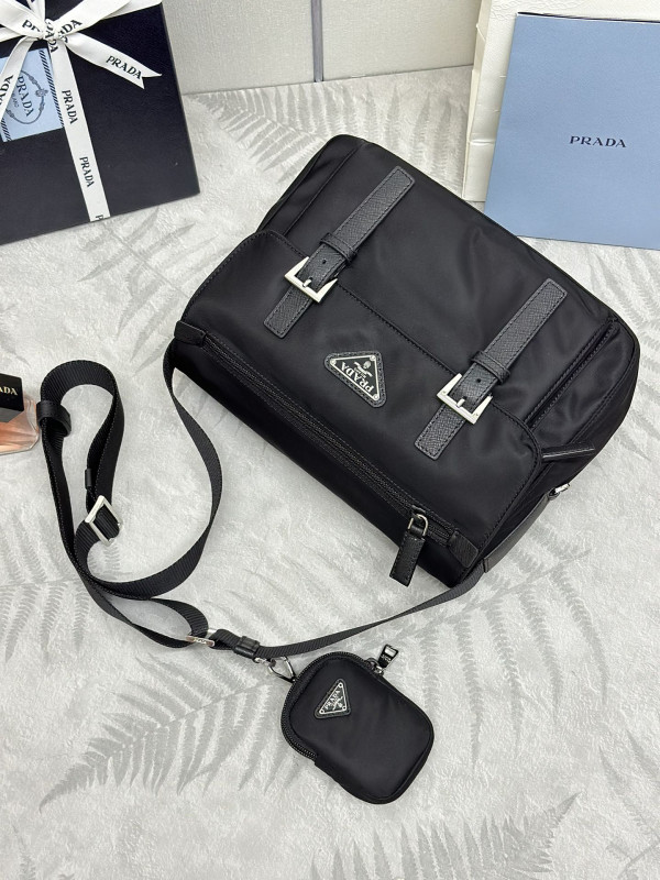 Pra*a re-nylon shoulder bag-27*20.5*12cm