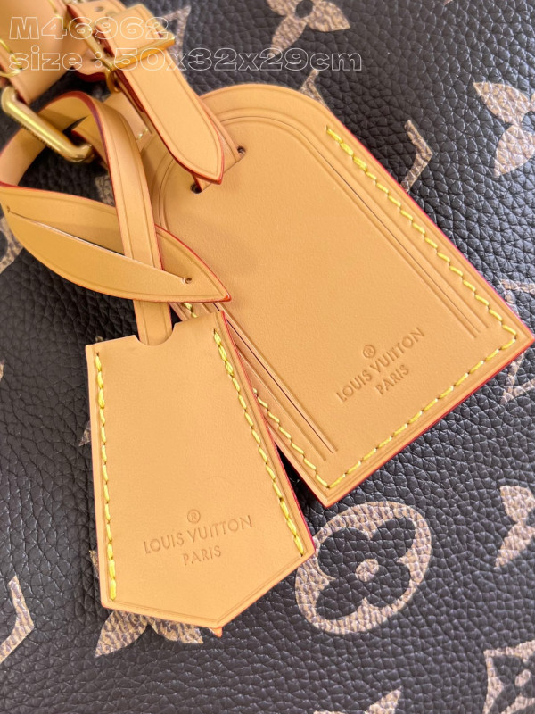 l**is V*t*n speedy p9 bandoulière 50