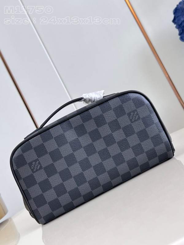 l**is V*t*n toiletry bag-24*13*13cm