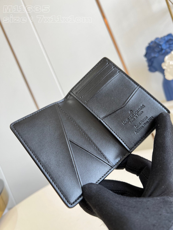 l**is V*t*n pocket organizer-7.5*11.1*1 cm