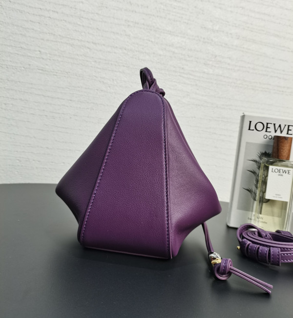 Loewe Hammock Hobo