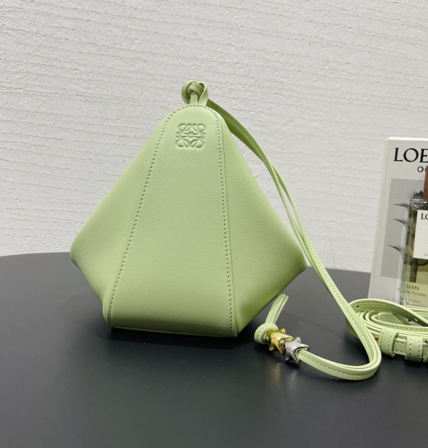 Loewe Hammock Hobo