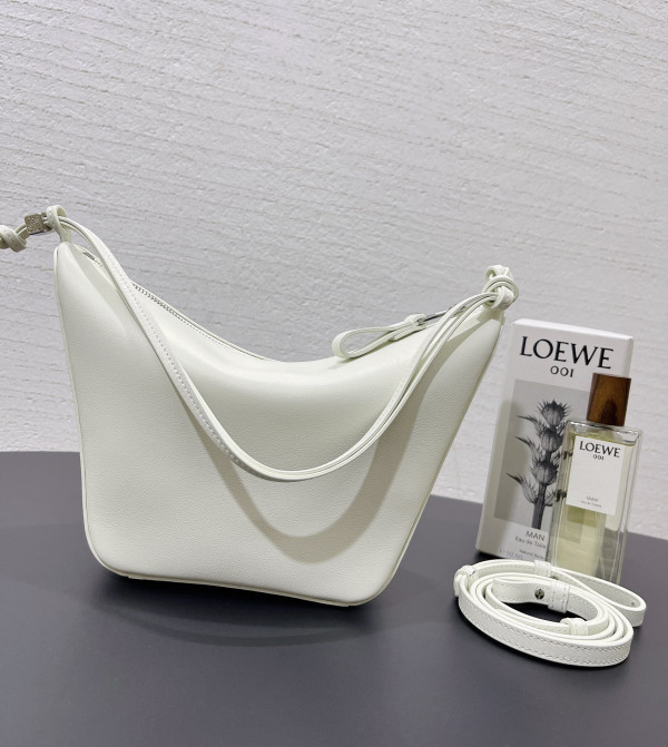 Loewe Hammock Hobo