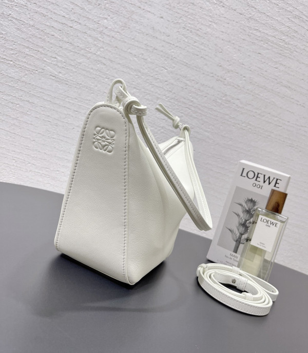 Loewe Hammock Hobo