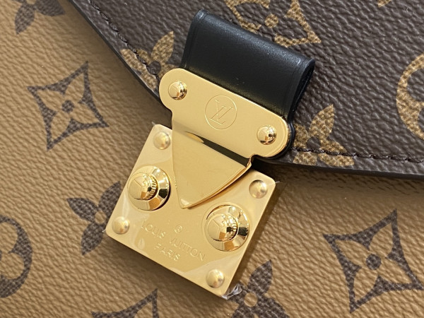 l**is V*t*n pochette métis backpack