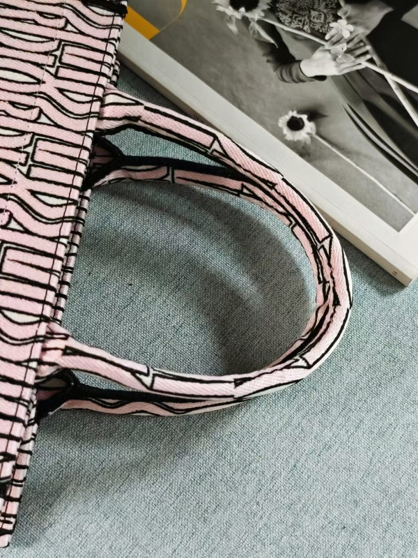 small D*or book tote-26cm