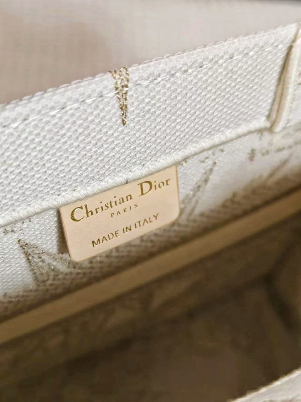 small D*or book tote-26cm