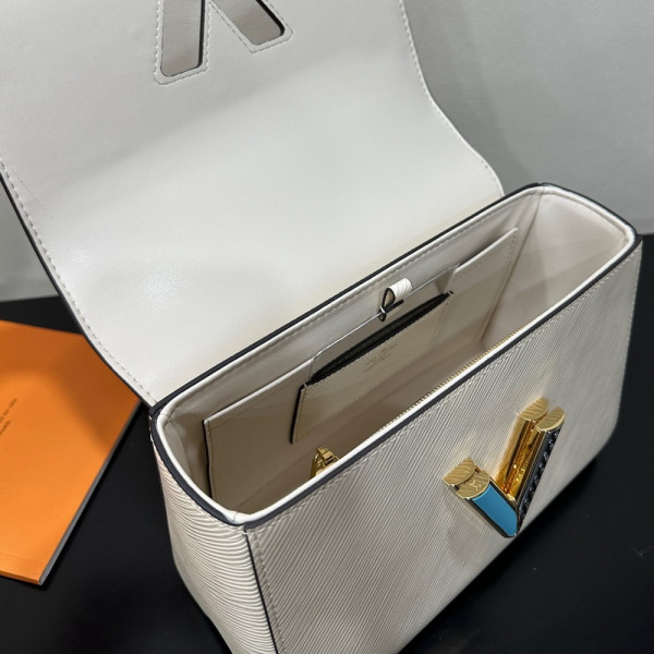 l**is V*t*n twist mm